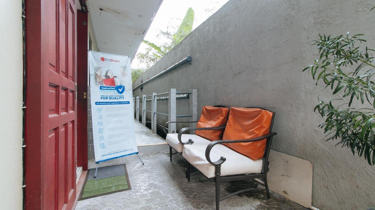 Reddoorz Plus Bienvenido Boarding House Las Pinas Weekly Stay Exterior photo