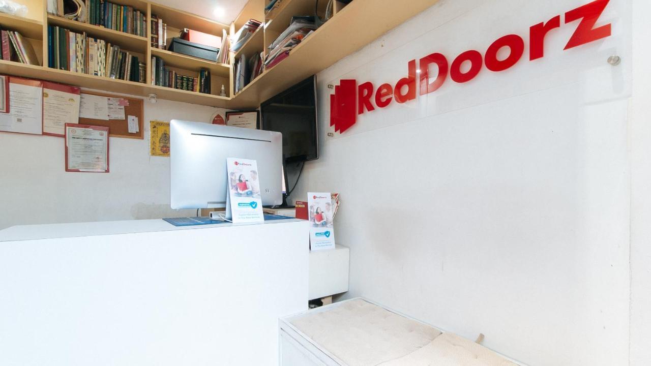 Reddoorz Plus Bienvenido Boarding House Las Pinas Weekly Stay Exterior photo
